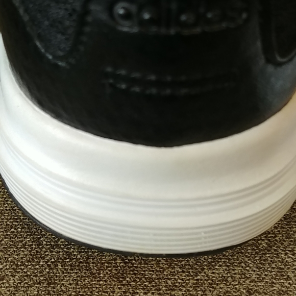 ADIDDAS/O, SIZE US 9, BLACK COLOR, GOOD CONDITION with some marks (see pictures) - Picture 8 of 14